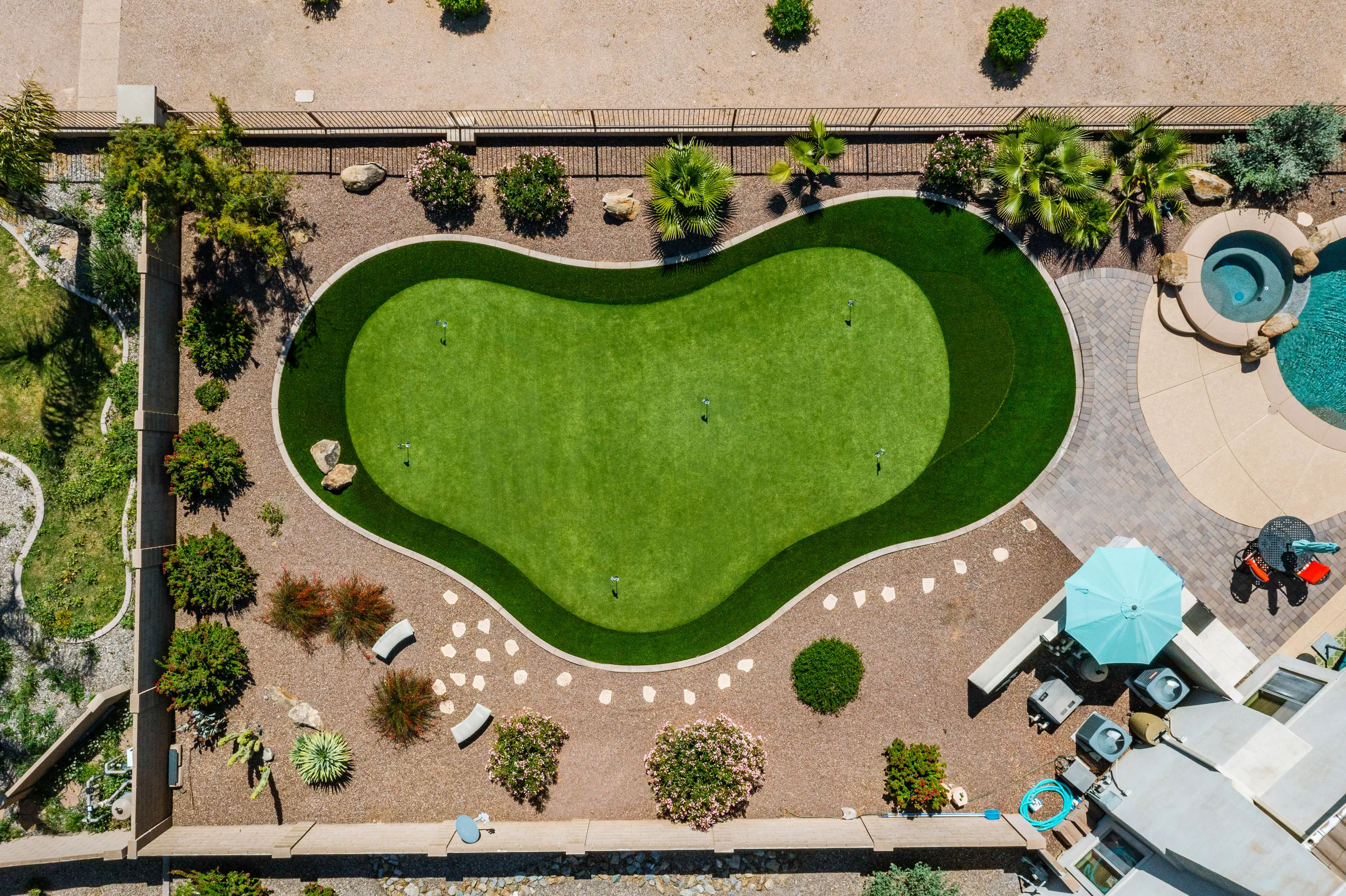Synthetic Putting Green Design and Installation